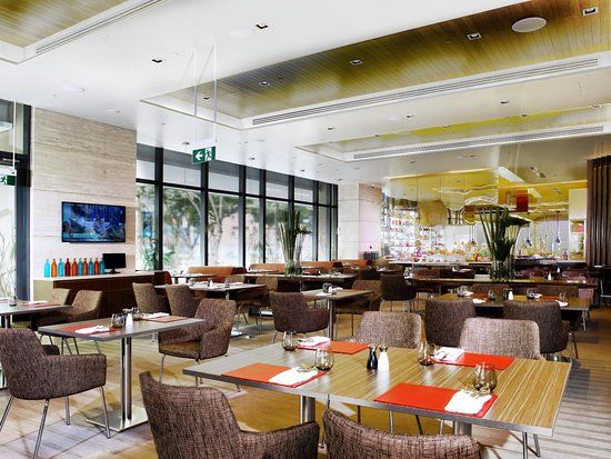 Escape Restaurant & Lounge